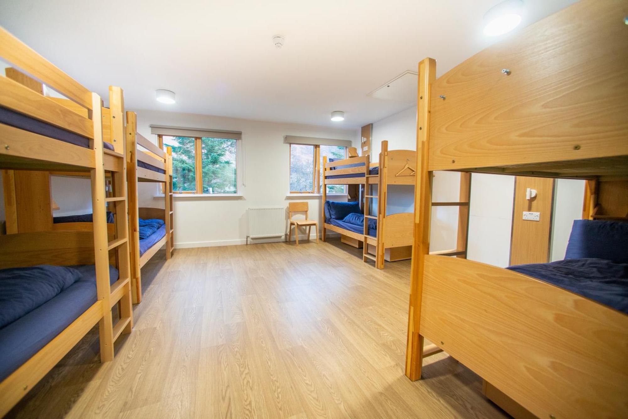 Glen Nevis Youth Hostel Fort William Exterior photo A typical bunk room at a hostel
