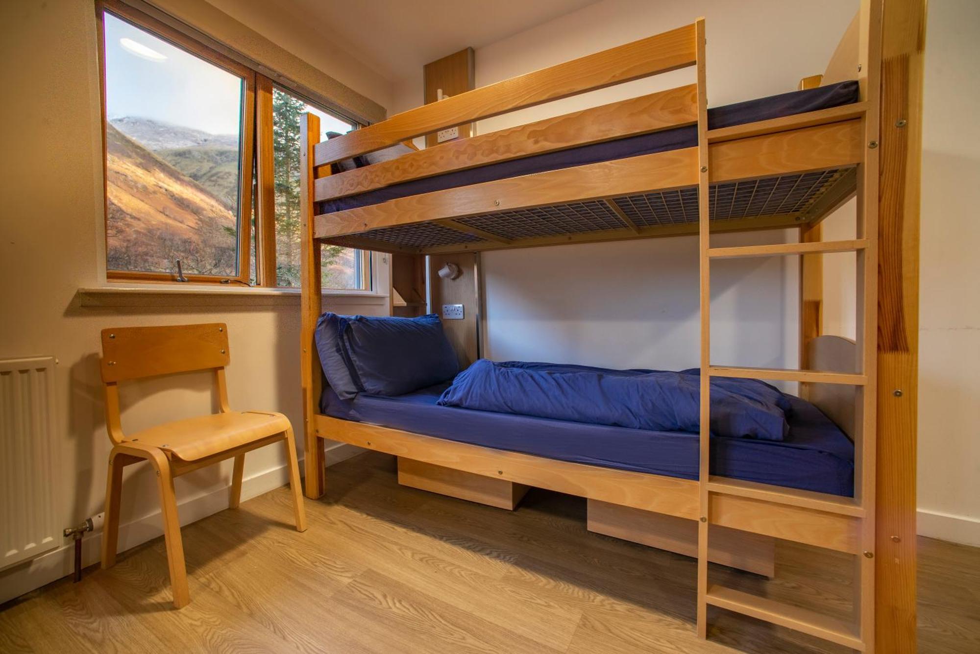 Glen Nevis Youth Hostel Fort William Exterior photo A bunk bed